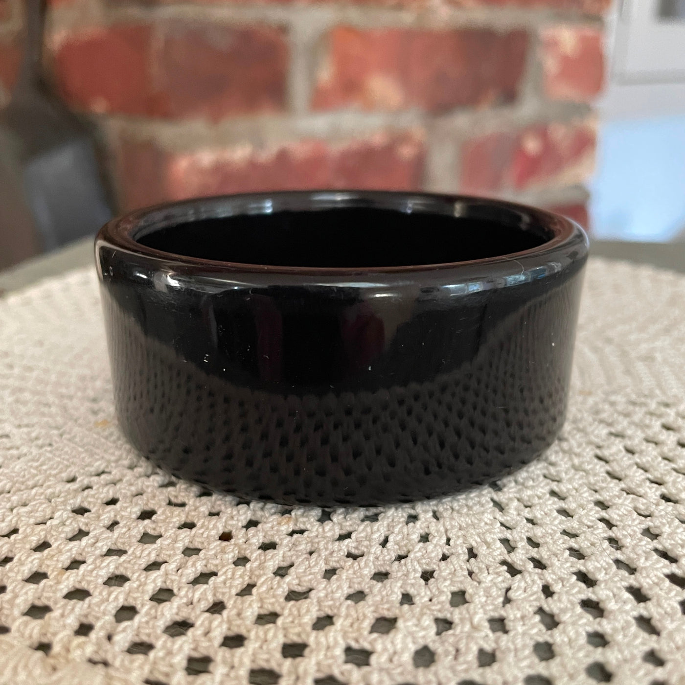 2-5/8" Vintage Black Gloss Acrylic Bangle Bracelet #A2