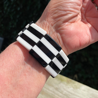 Black White Striped Stretch Acrylic Tile Bangle Bracelet 1.25" Wide Stretch