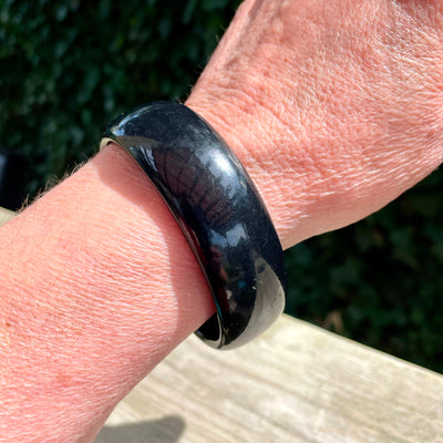 2-1/2" Black Acrylic Bangle Bracelet 1" Wide Vintage