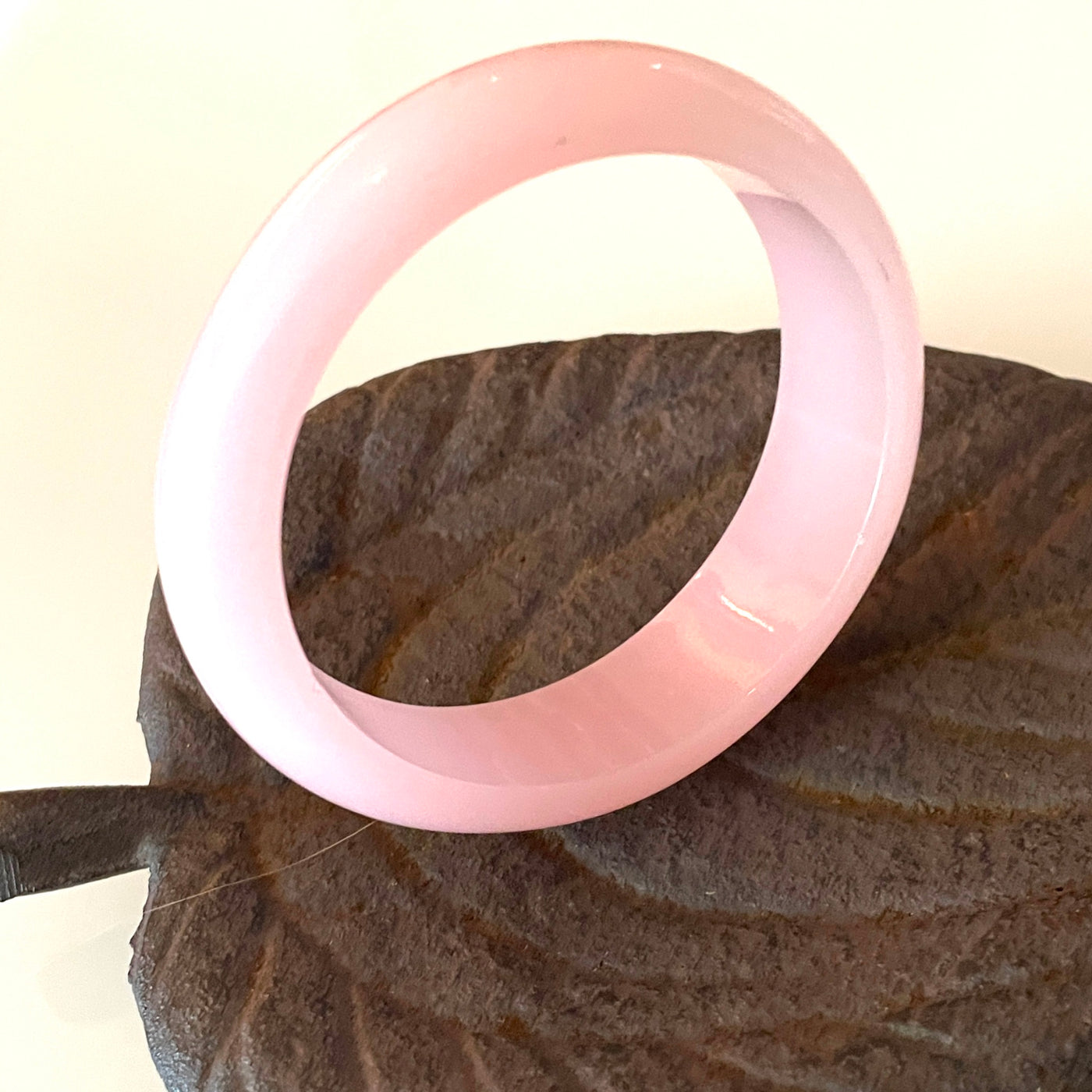 2.5" D Pink Translucent Thermoplastic Acrylic Bangle Bracelet Asymmetric Vintage