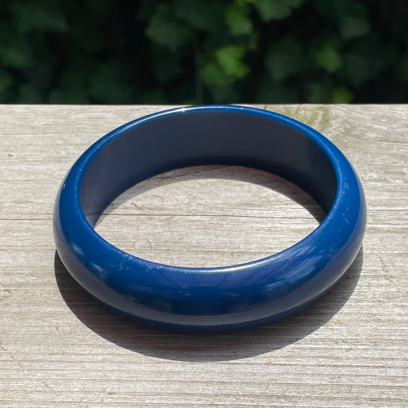 2.5/8" D Vintage Navy Blue Thermoplastic Acrylic Bangle Bracelet 7/8" Width