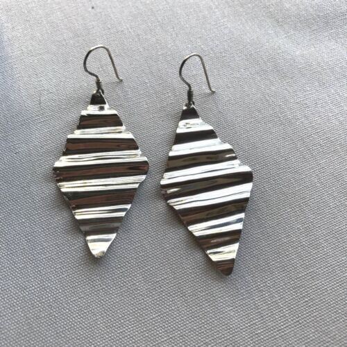 4" Pierced Unmarked Silver Corrugated Silver Dangle Earrings