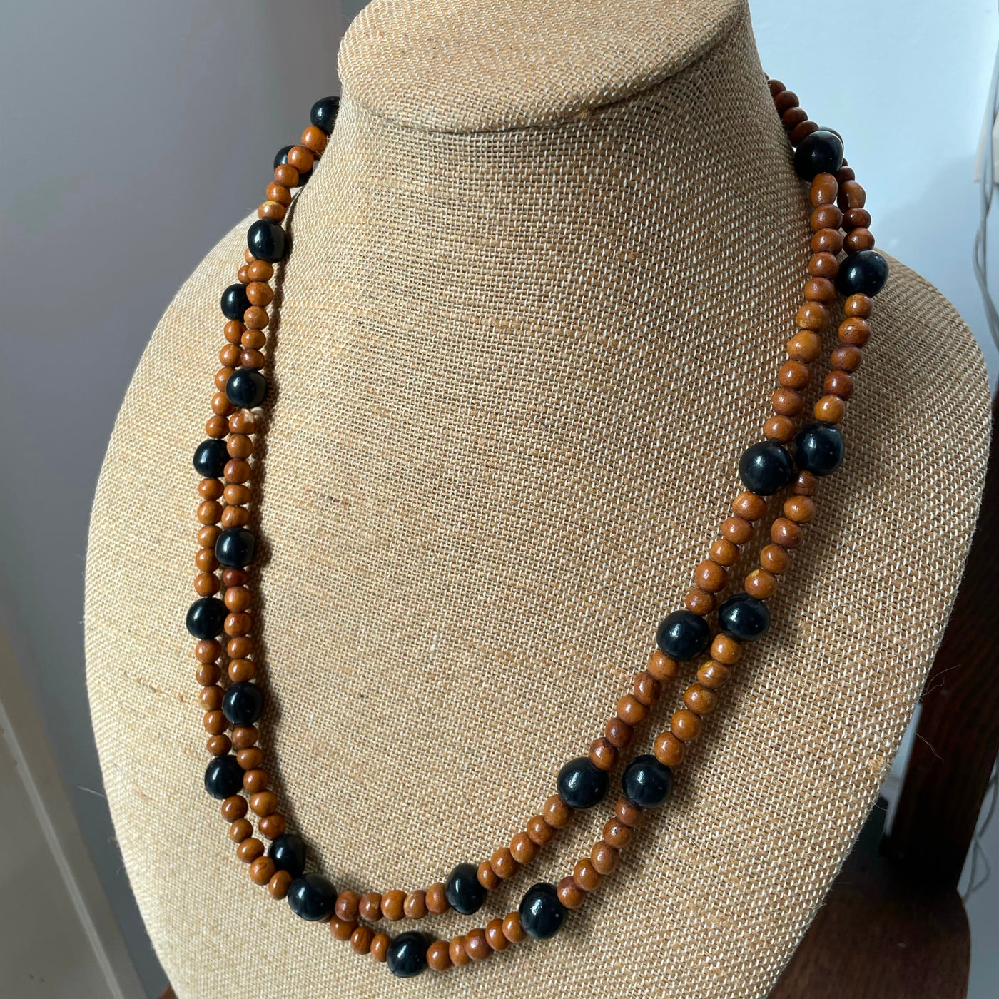 42" Vintage Wood Black & Brown Bead Pattern Single Strand Natural Necklace