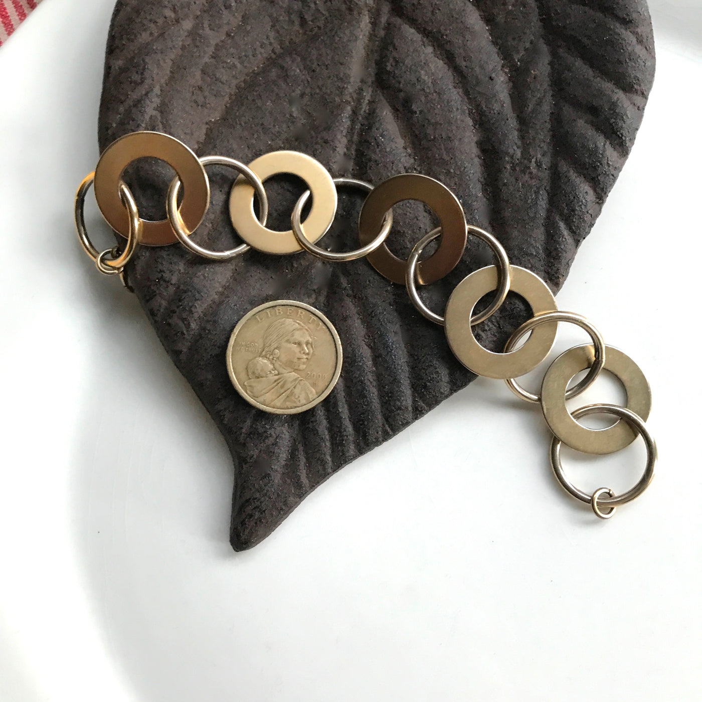 7.5" Vintage Brushed Gold Tone Pop Circle Bracelet Modernist Style