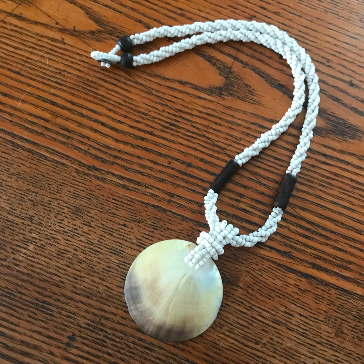 19" Hand Crafted White Bead & Wood Shell Medallion Necklace