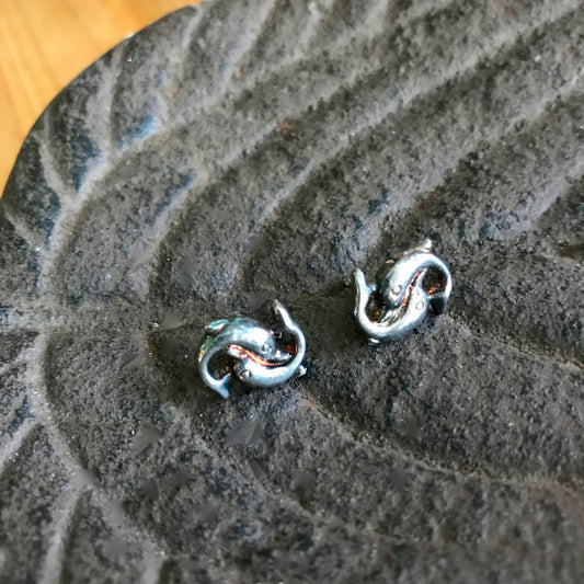 925 Silver 2 Dolphin Knot Pierced 1/2" Stud Earrings