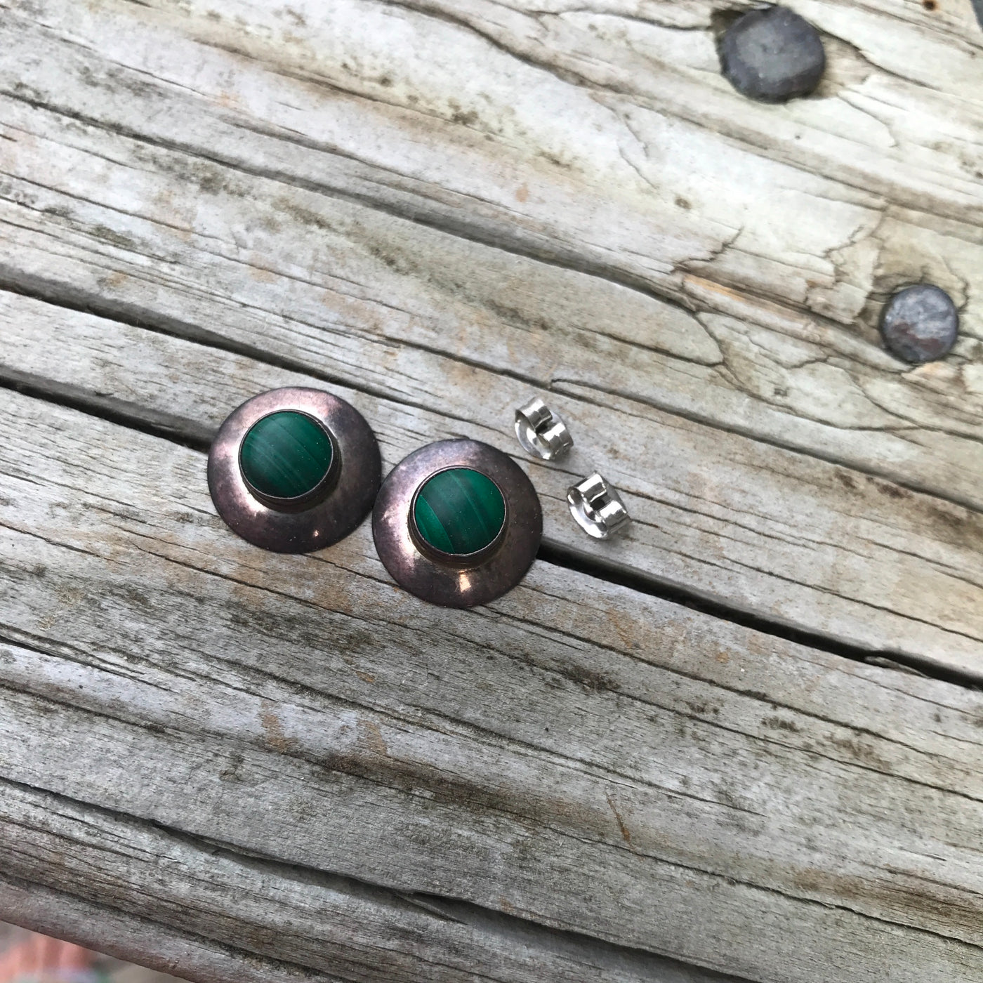 3/4" Vintage Round Silver Green Malachite Stone Stud Pieced Earrings