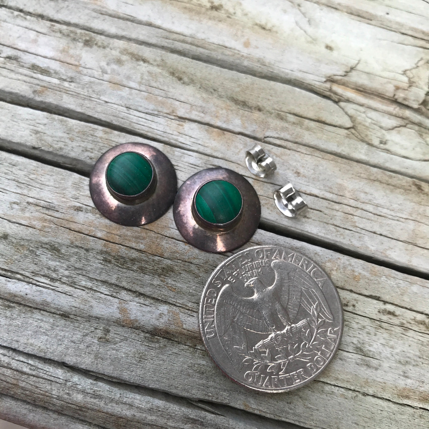 3/4" Vintage Round Silver Green Malachite Stone Stud Pieced Earrings