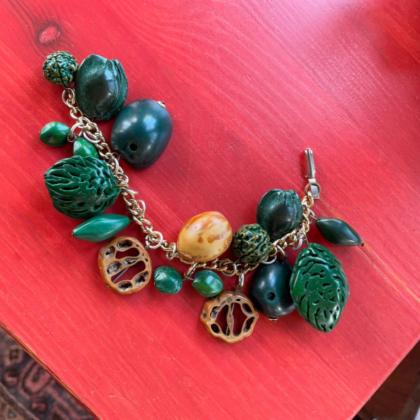 7" Vintage Bakelite & Gold Costume Chain Nut & Pit Charm Jangle Green Bracelet