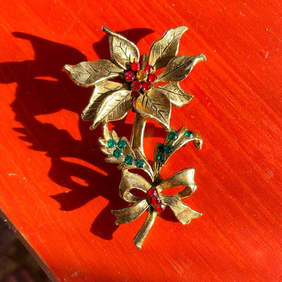 2.75" Beatrix Retro Gold Red green Jewels Poinsettia Christmas Pin Vintage