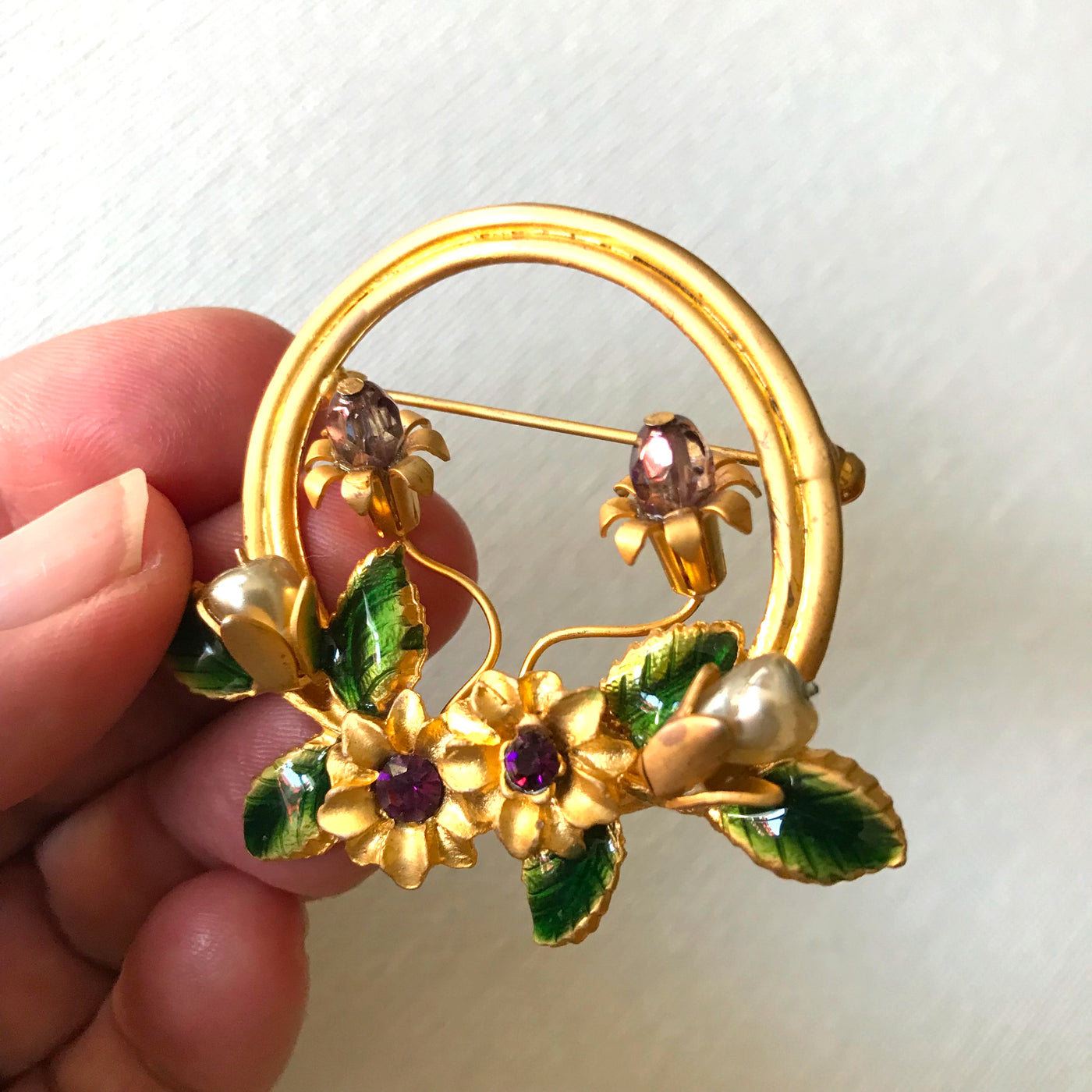 2" Large Garden Pin Flowers in a Matt Gold Circle Lilies Gemstones Brooch