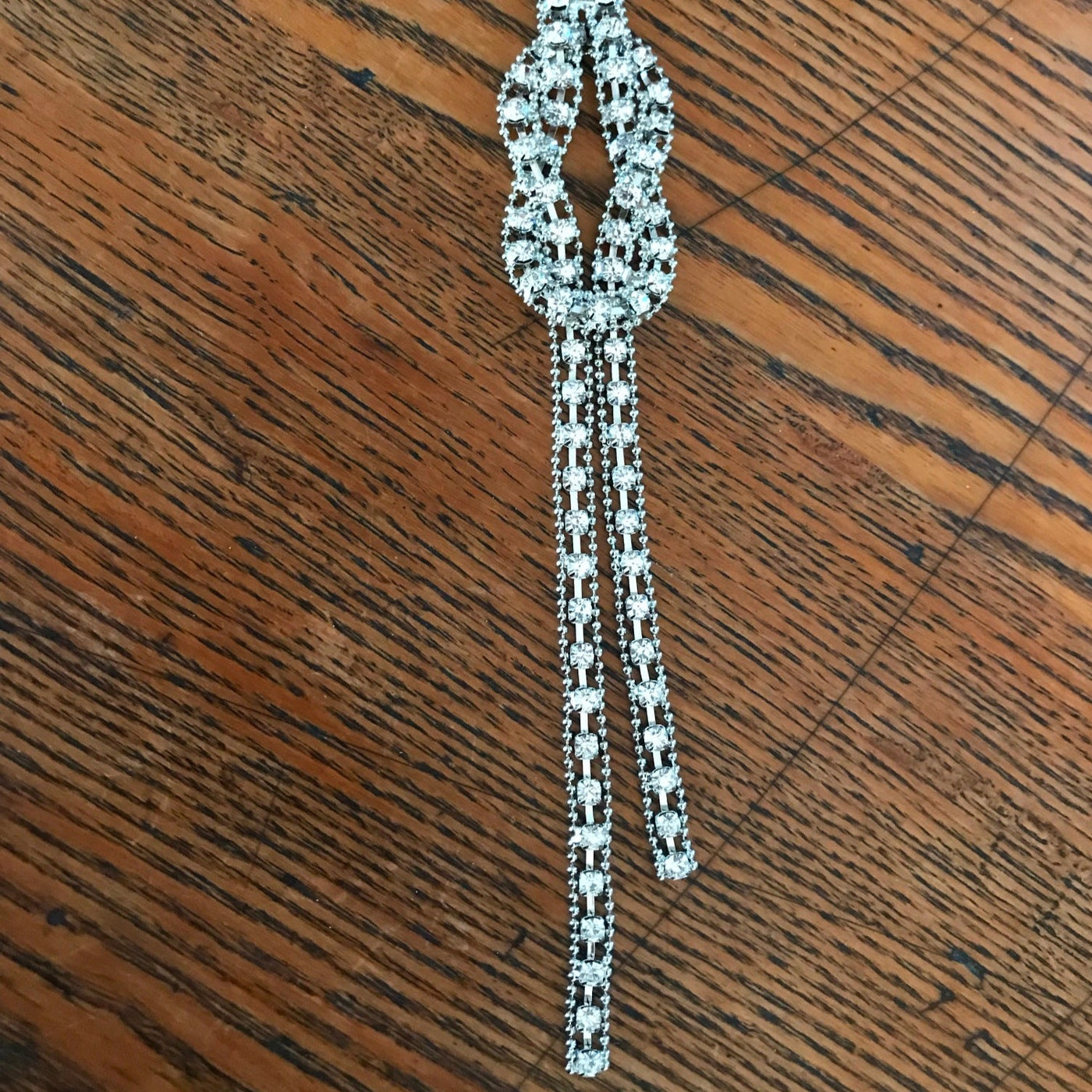 29" Silver Tone Ribbon Shape Bright Rhinestone Long Necklace + 6" Knotted End