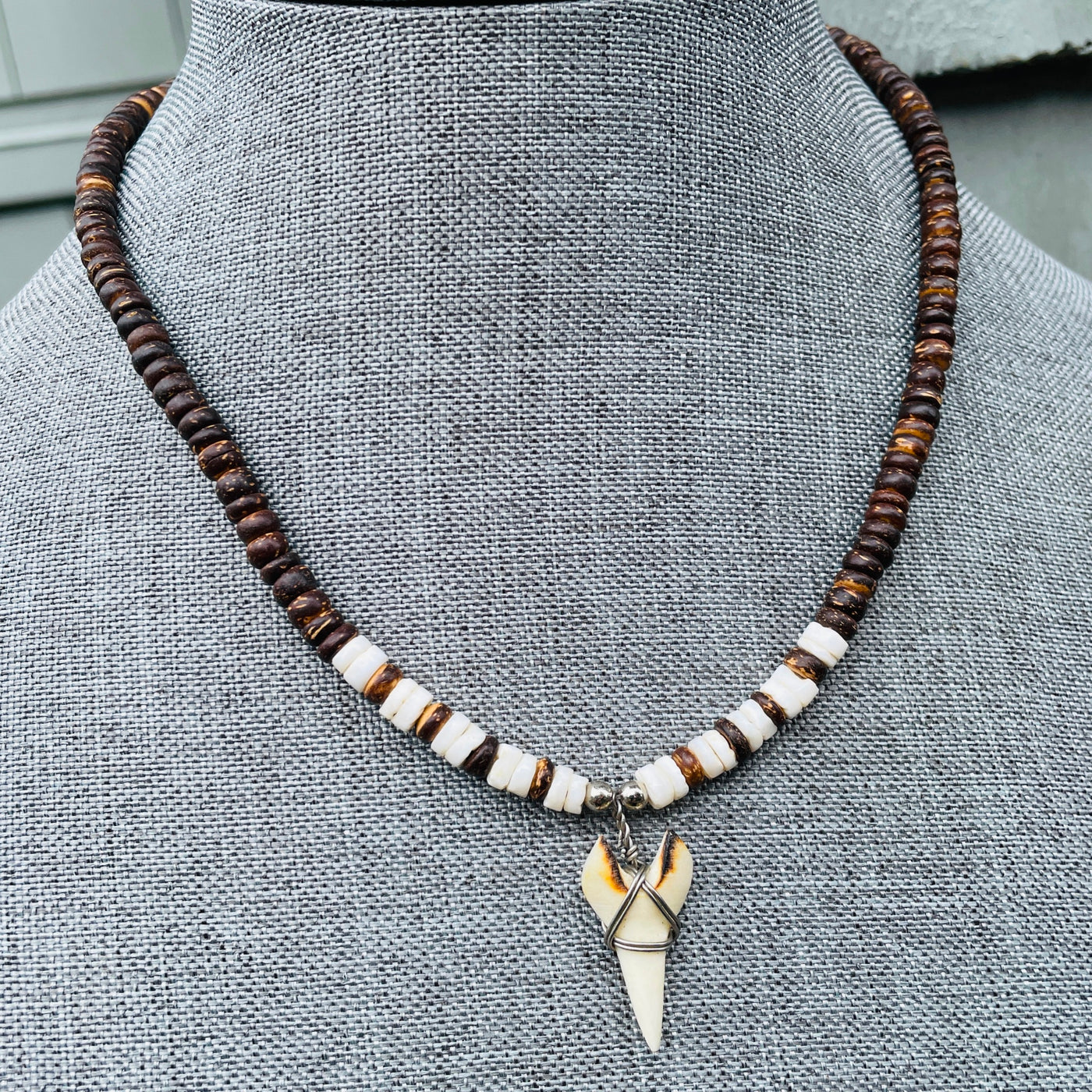 17" Artist made Wood Ceramic Natural Wired Shark Tooth Surfer Necklace Vintage