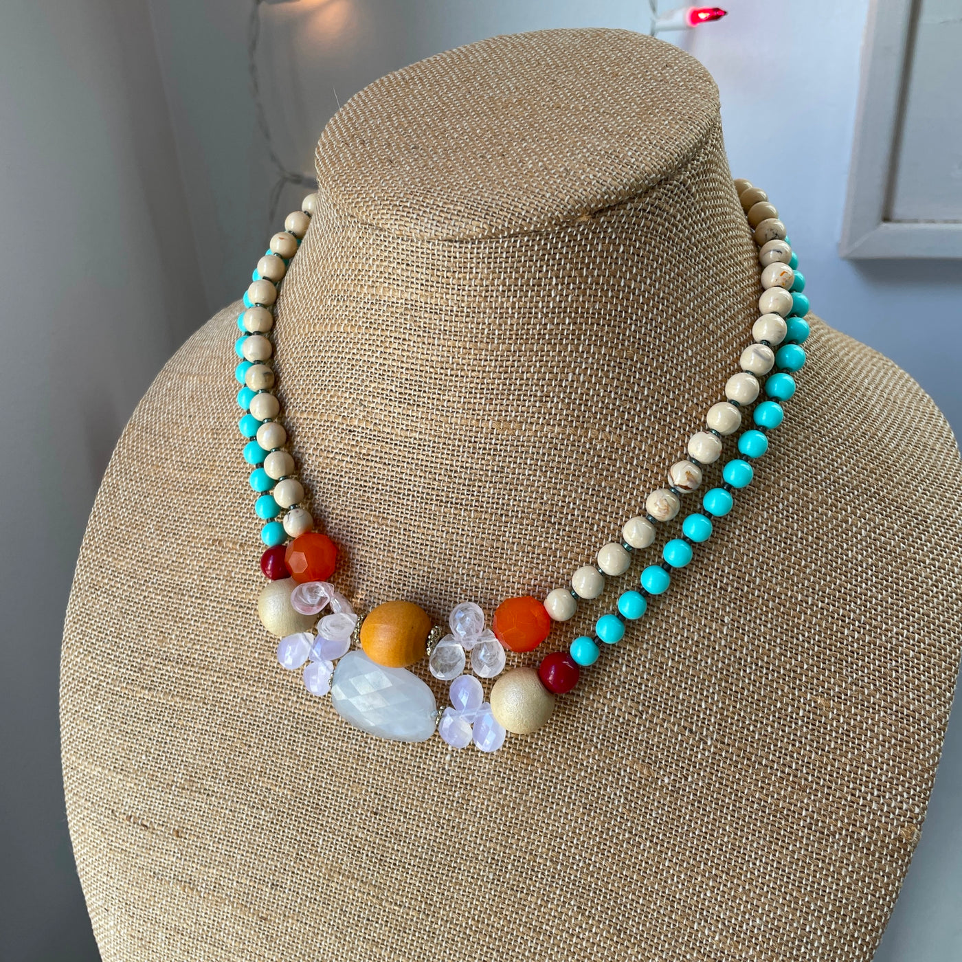 16" Blue Cream Faceted Lucite Beads YOU&I Necklace Vintage