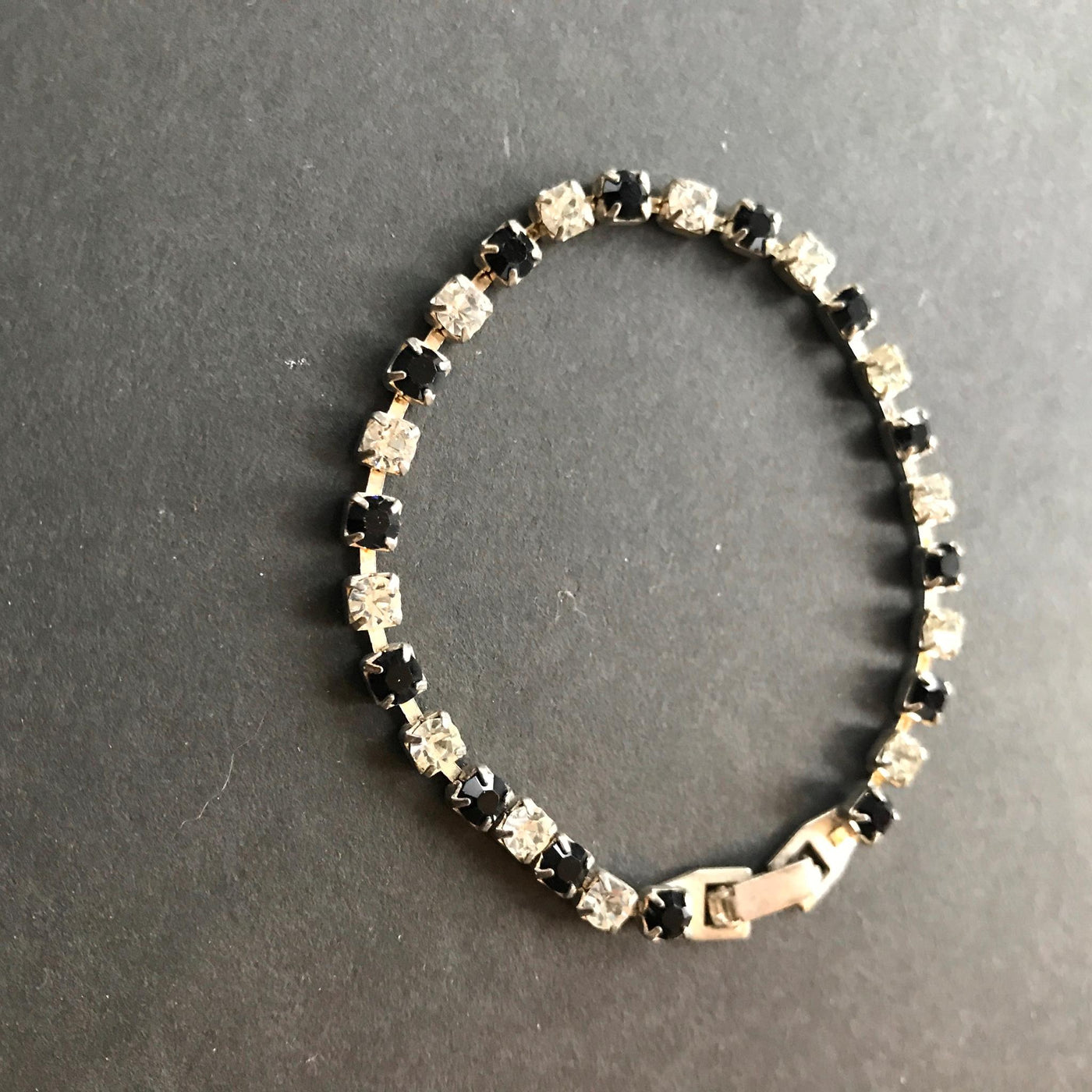 7" - Vintage 27 Gem Black & White Rhinestone Thin Bracelet