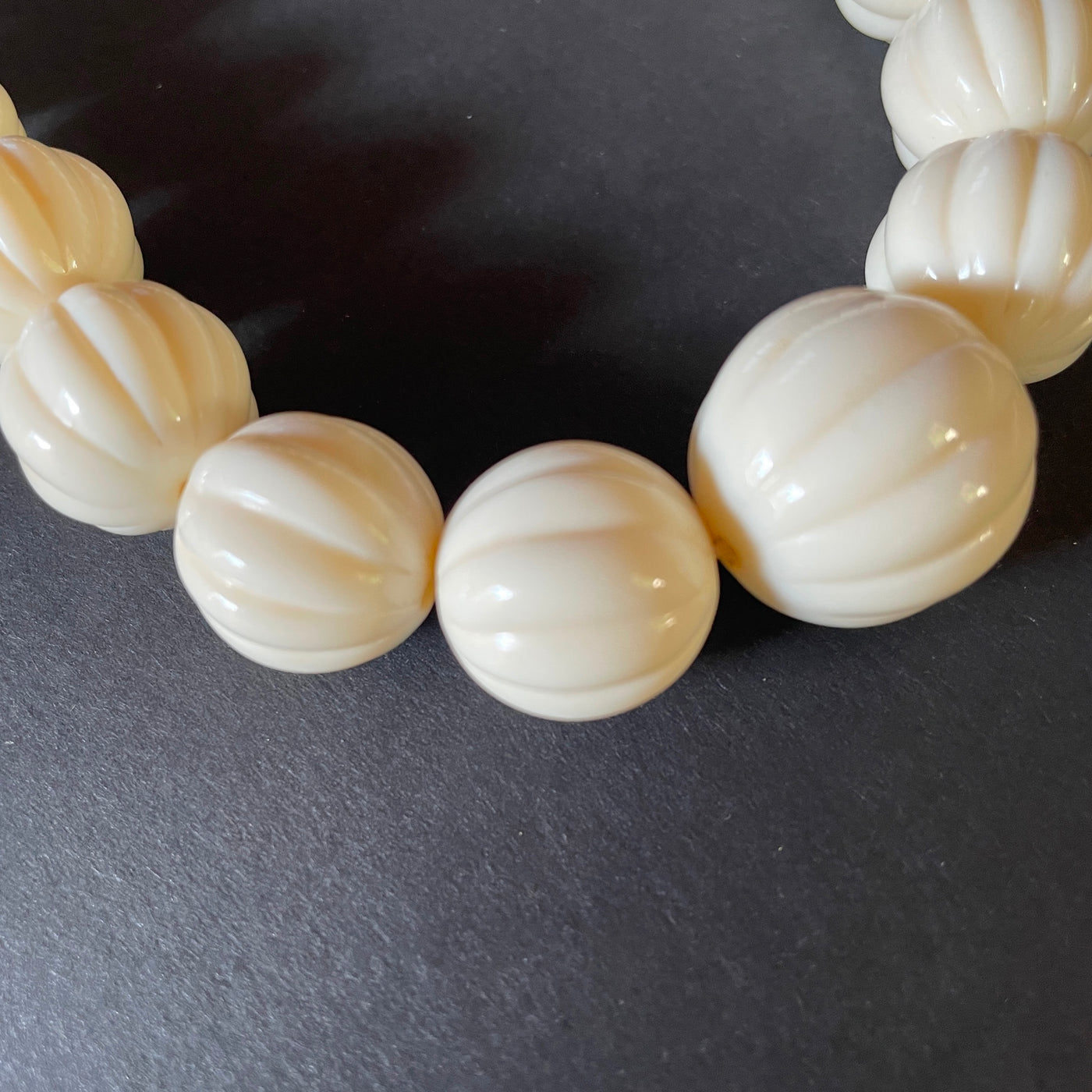 30" Vintage Mid Century White Fluted Graduated Bead Necklace