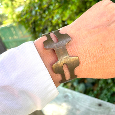 2.5" Half Cuff Cut Away Copper Patina Wrist Bracelet Vintage