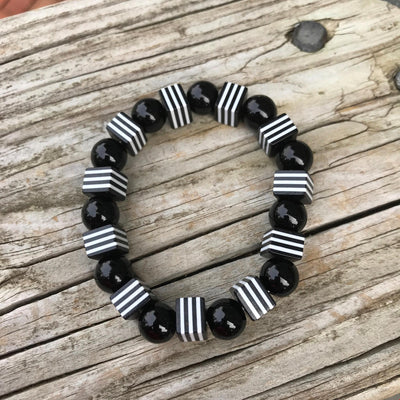 2.5" Stretch Black Layered & White Bead Bracelet