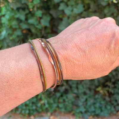 Vintage 2.5" Diameter Tri metal Copper & Silver 6 Ring Cuff Bracelet