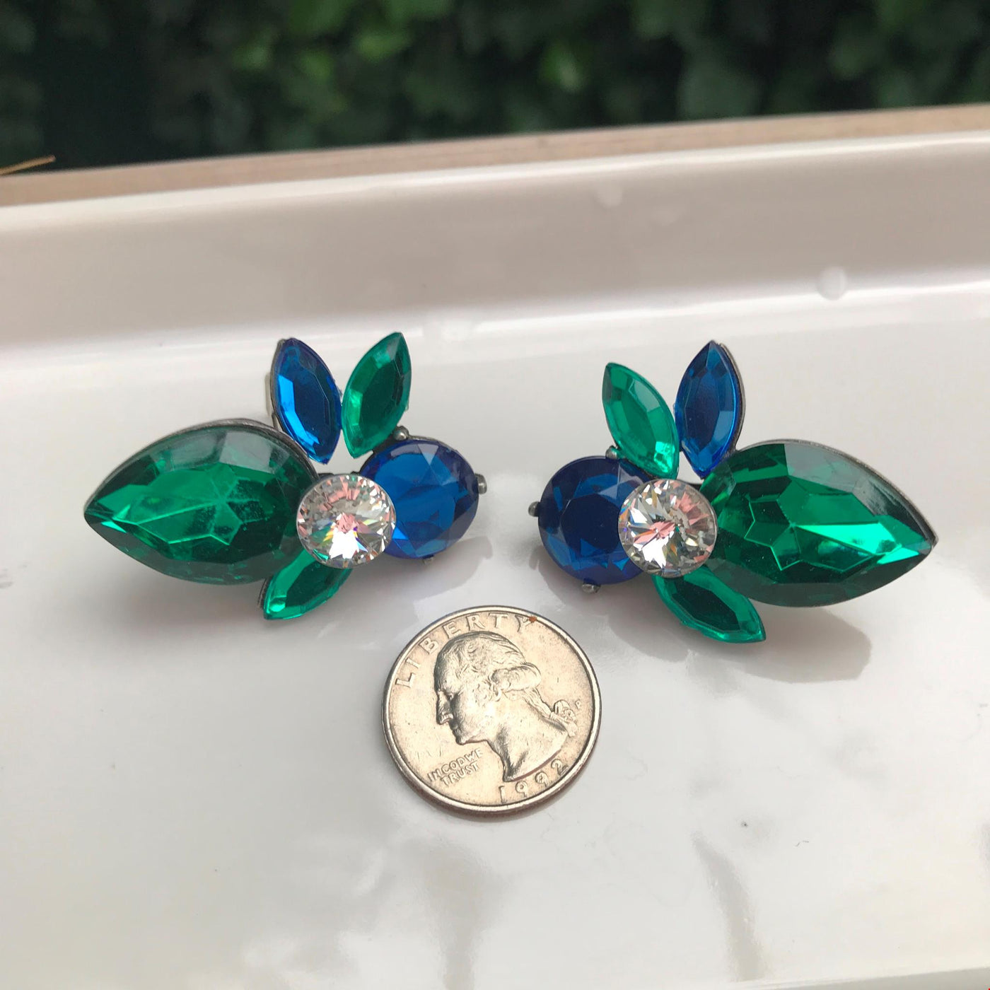 Vintage 2" Costume Cluster Green & Blue 6 Gem Clip VOGUE Earrings 1980s