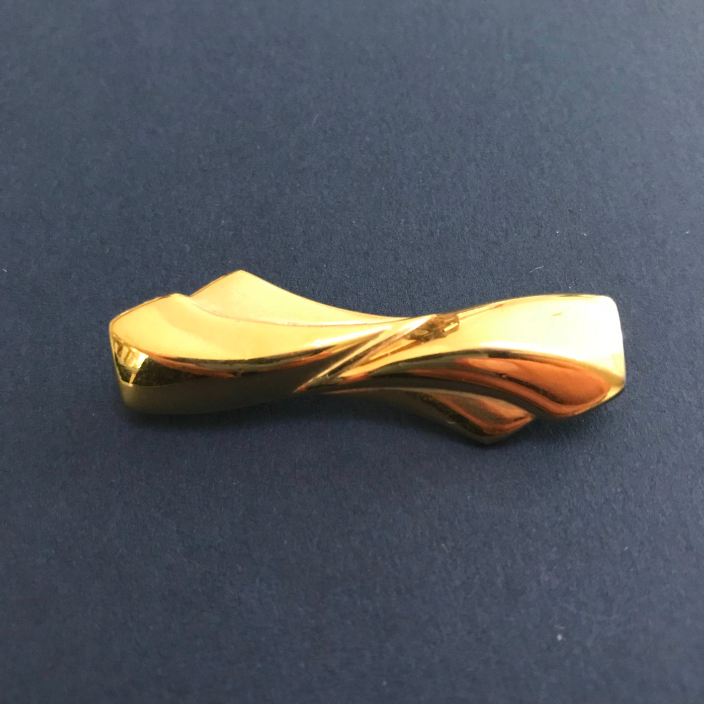 Vintage 2" Gold Tone -NAPIER- Bow Pin Brooch